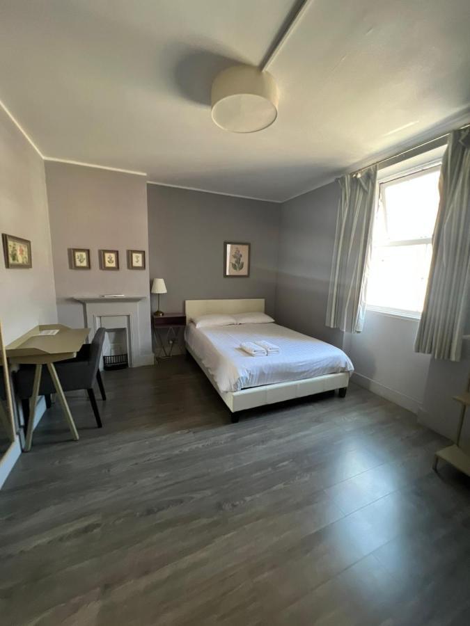 Petticoat Accommodations London Luaran gambar