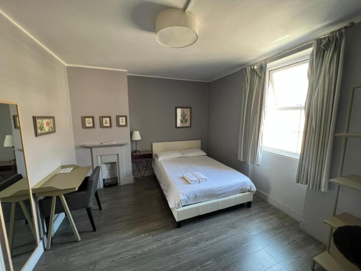 Petticoat Accommodations London Luaran gambar